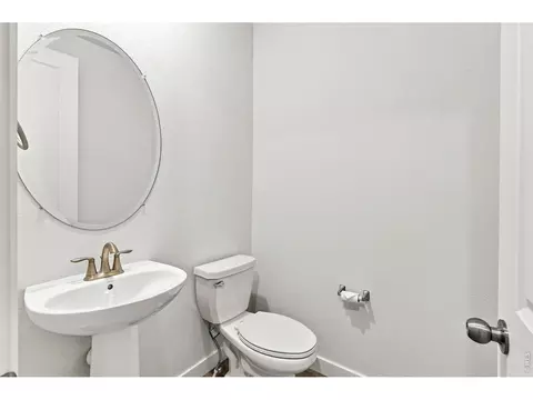 Bath - 3101 E 163rd Pl, Thornton, CO 80602 photo 2 of 6
