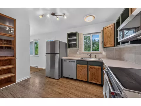 Kitchen - 3735 Emerson Ave, Boulder, CO 80305 photo 2 of 2