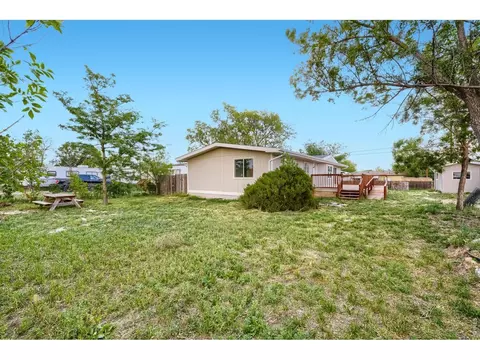 620 1st St, Bennett, CO 80102 photo 2