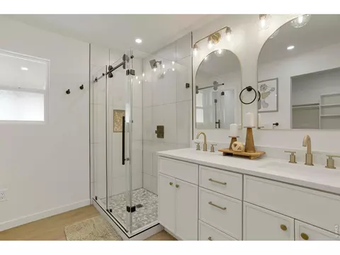 Bath - 4483 Sandpiper Cir, Boulder, CO 80301 photo 1 of 4