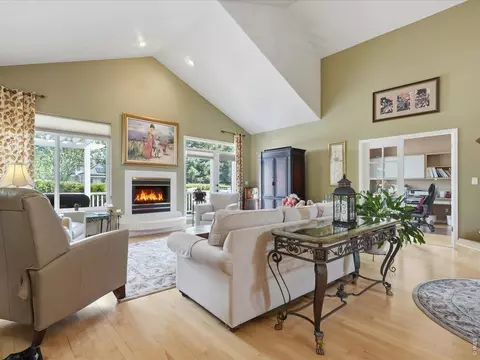 Living - 5056 Coventry Ct, Boulder, CO 80301 photo 1 of 9