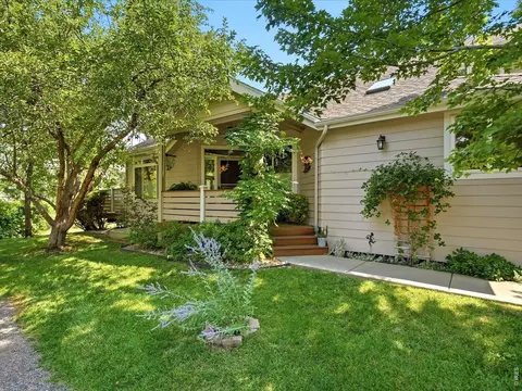 Exterior - 5056 Coventry Ct, Boulder, CO 80301 photo 3 of 12