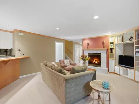 Living - 5056 Coventry Ct, Boulder, CO 80301 photo 9 of 9