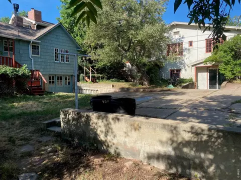 Exterior - 844 12th St, Boulder, CO 80302 photo 3 of 12
