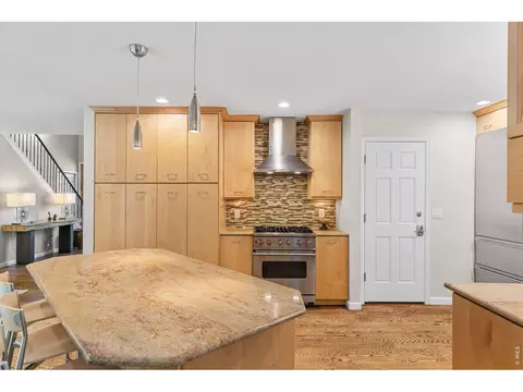 Kitchen - 7233 Four Rivers Rd, Boulder, CO 80301 photo 3 of 6