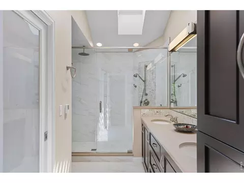 Bath - 7233 Four Rivers Rd, Boulder, CO 80301 photo 1 of 6