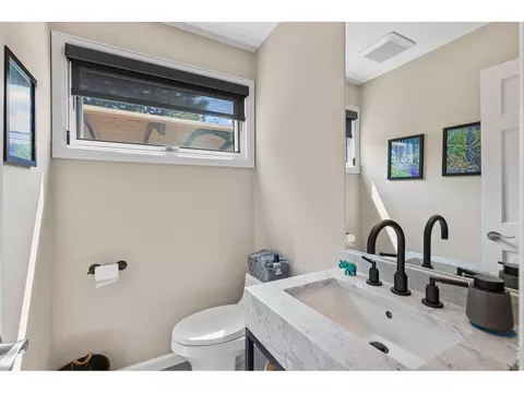 Bath - 7233 Four Rivers Rd, Boulder, CO 80301 photo 4 of 6