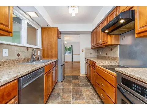 Kitchen - 3300 Tharp Dr, Laporte, CO 80535 photo 2 of 2