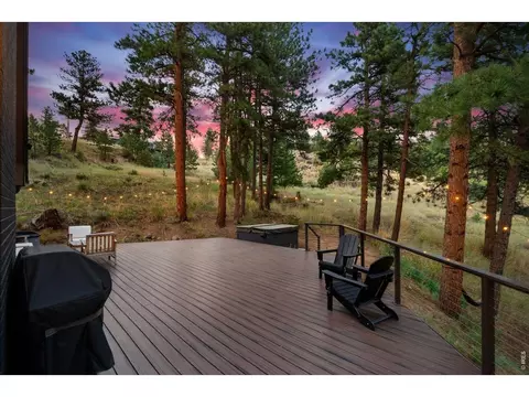 Exterior - 39 Spring Ln, Boulder, CO 80302 photo 4 of 11