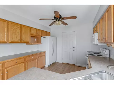 Kitchen - 3608 Northpoint Dr, Evans, CO 80620 photo 4 of 5