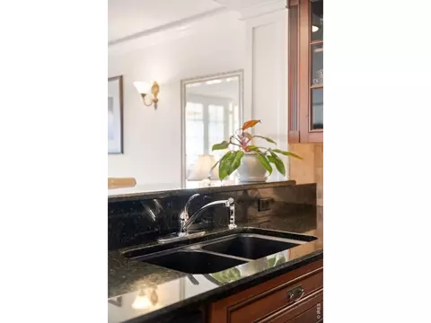 Kitchen - 1850 Folsom St #1010, Boulder, CO 80302 photo 3 of 4