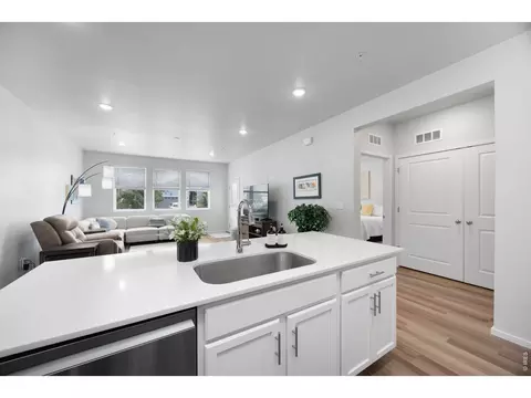Kitchen - 2102 Setting Sun Dr #4, Windsor, CO 80550 photo 5 of 5