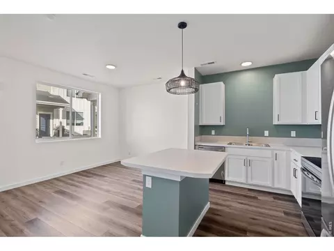 Kitchen - 620 Apache Trl #B-3, Ault, CO 80610 photo 3 of 7
