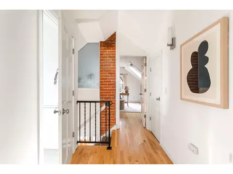 Entry Way - 805 Dewey Ave, Boulder, CO 80304 photo 4 of 4