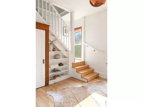 Entry Way - 805 Dewey Ave, Boulder, CO 80304 photo 3 of 4