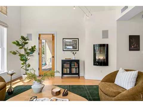 Entry Way - 1299 Yellow Pine Ave, Boulder, CO 80304 photo 1 of 1