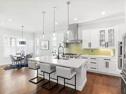 Kitchen - 10562 Montecito Dr, Lone Tree, CO 80124 photo 3 of 10
