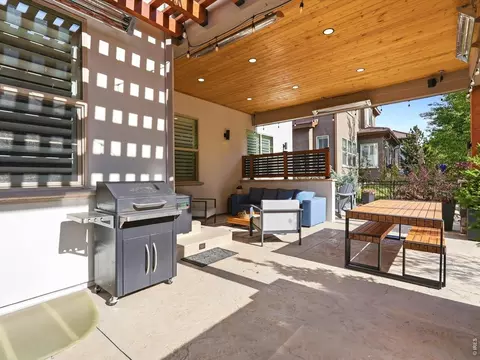 Exterior - 10562 Montecito Dr, Lone Tree, CO 80124 photo 3 of 8