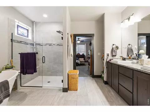 Bath - 1935 Rolling Wind Dr, Windsor, CO 80550 photo 3 of 8