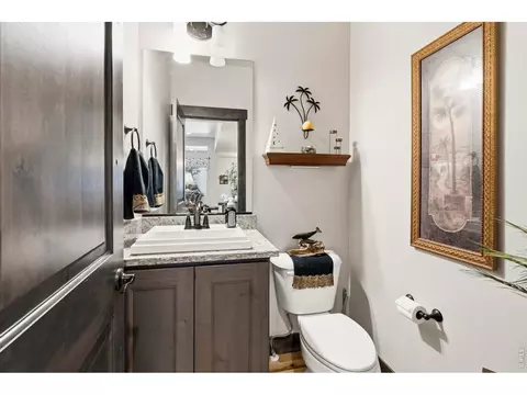 Bath - 1935 Rolling Wind Dr, Windsor, CO 80550 photo 2 of 8