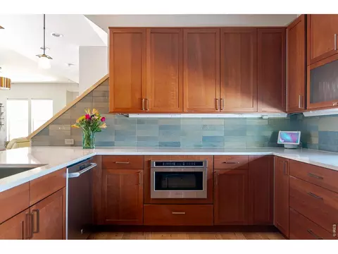 Kitchen - 4182 Westcliffe Ct, Boulder, CO 80301 photo 4 of 7