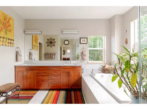 Bath - 4182 Westcliffe Ct, Boulder, CO 80301 photo 2 of 7