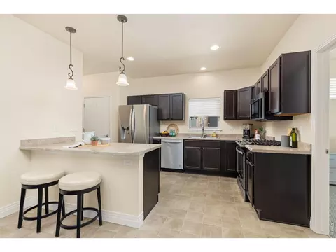 Kitchen - 19695 E Atlantic Dr #D, Aurora, CO 80013 photo 1 of 2