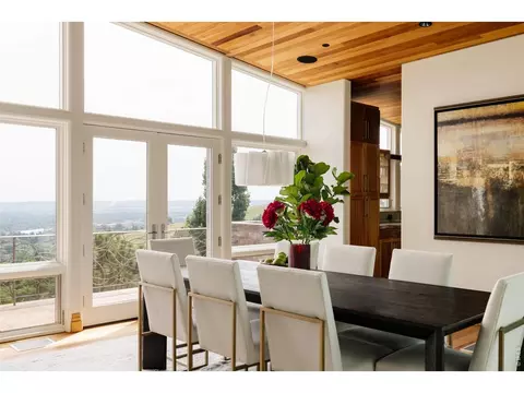 Dining - 333 Bellevue Dr, Boulder, CO 80302 photo 3 of 3