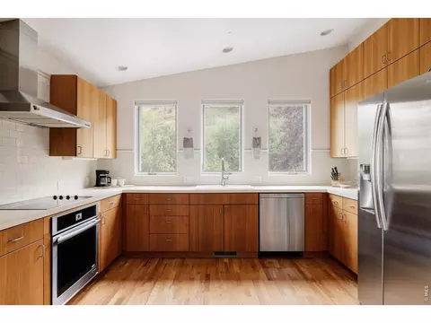 Kitchen - 333 Bellevue Dr, Boulder, CO 80302 photo 4 of 4