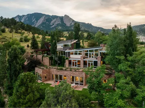 Exterior - 333 Bellevue Dr, Boulder, CO 80302 photo 2 of 13