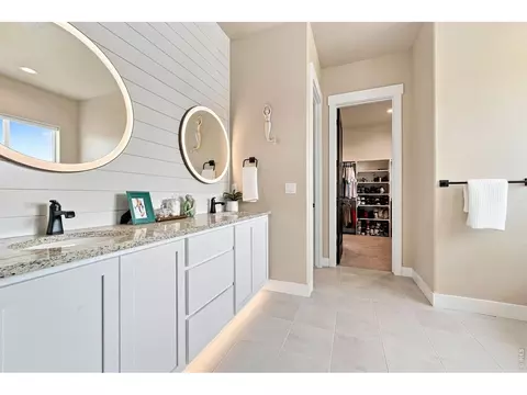 Bath - 870 Loess Ln, Windsor, CO 80550 photo 5 of 7