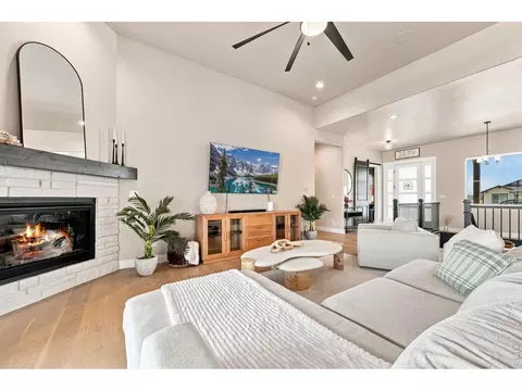 Living - 870 Loess Ln, Windsor, CO 80550 photo 1 of 5