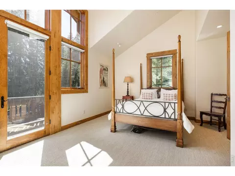 Bedroom - 4920 Juniper Ln, Vail, CO 81657 photo 4 of 6
