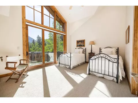 Bedroom - 4920 Juniper Ln, Vail, CO 81657 photo 3 of 6
