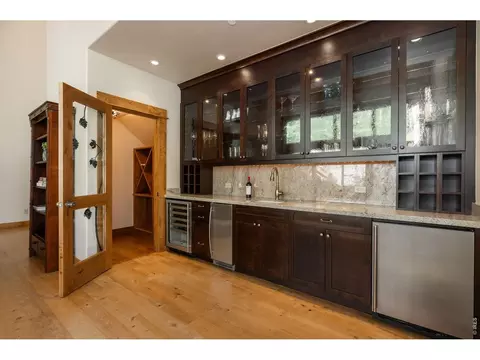 Kitchen - 4920 Juniper Ln, Vail, CO 81657 photo 3 of 3