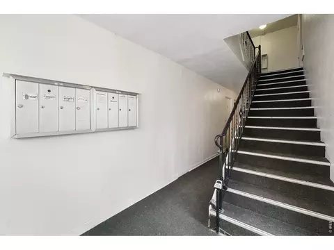 Entry Way - 961 16th St # 5, Boulder, CO 80302 photo 1 of 1