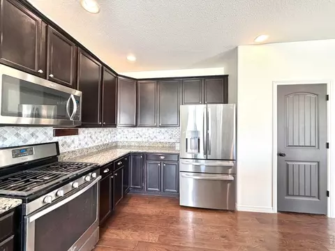 Kitchen - 5755 Clarence Dr, Windsor, CO 80550 photo 2 of 2