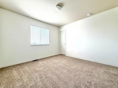 Bedroom - 5755 Clarence Dr, Windsor, CO 80550 photo 2 of 3