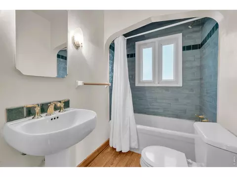 Bath - 3190 8th St, Boulder, CO 80304 photo 1 of 2