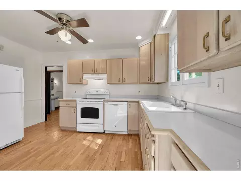 Kitchen - 3190 8th St, Boulder, CO 80304 photo 3 of 3