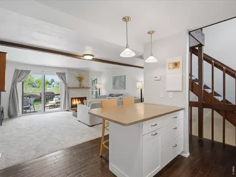 Kitchen - 1345 Bear Mountain Dr #B, Boulder, CO 80305 photo 5 of 5