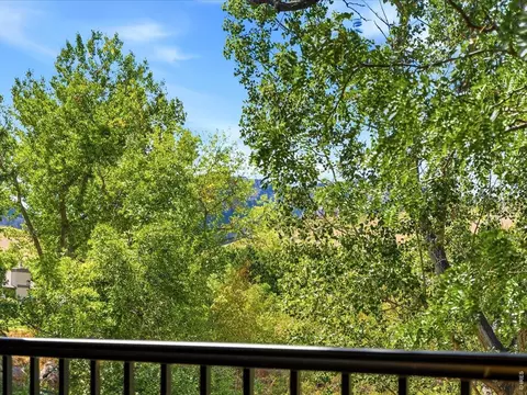 Exterior - 1345 Bear Mountain Dr #B, Boulder, CO 80305 photo 3 of 13