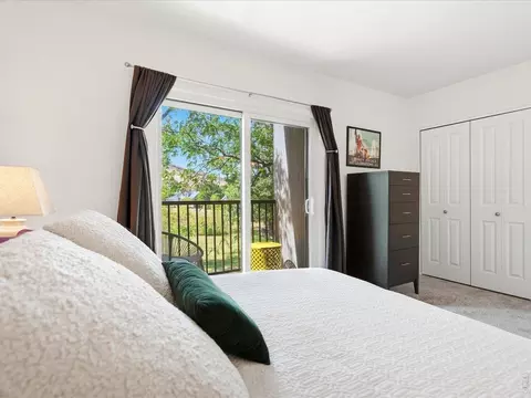 Bedroom - 1345 Bear Mountain Dr #B, Boulder, CO 80305 photo 5 of 7