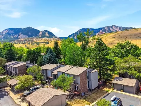 View/Area - 1345 Bear Mountain Dr #B, Boulder, CO 80305 photo 1 of 3