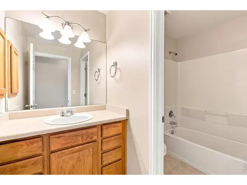 Bath - 6455 Chardonnay St #2, Evans, CO 80634 photo 5 of 5