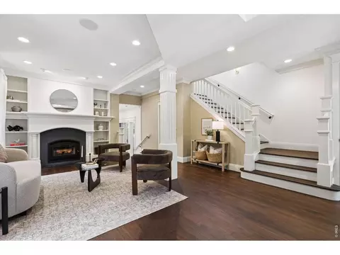 Living - 512 Marine St, Boulder, CO 80302 photo 2 of 6