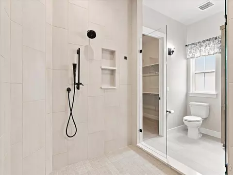 Bath - 1724 Barefoot Dr, Windsor, CO 80550 photo 4 of 6