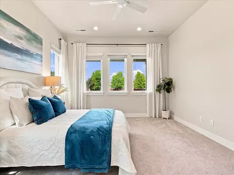 Bedroom - 1724 Barefoot Dr, Windsor, CO 80550 photo 1 of 5