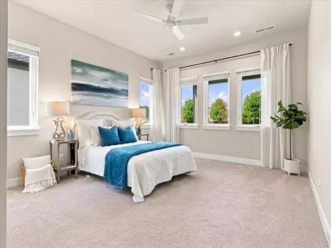 Bedroom - 1724 Barefoot Dr, Windsor, CO 80550 photo 2 of 5