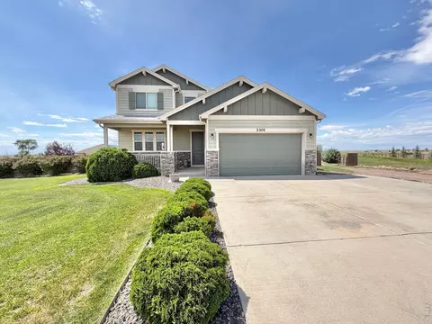 Exterior - 1301 7th St, Pierce, CO 80650 photo 1 of 4